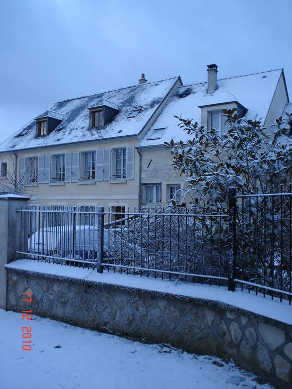 Chambres D'Hotes Sur La Courtine De Coucy Eksteriør bilde