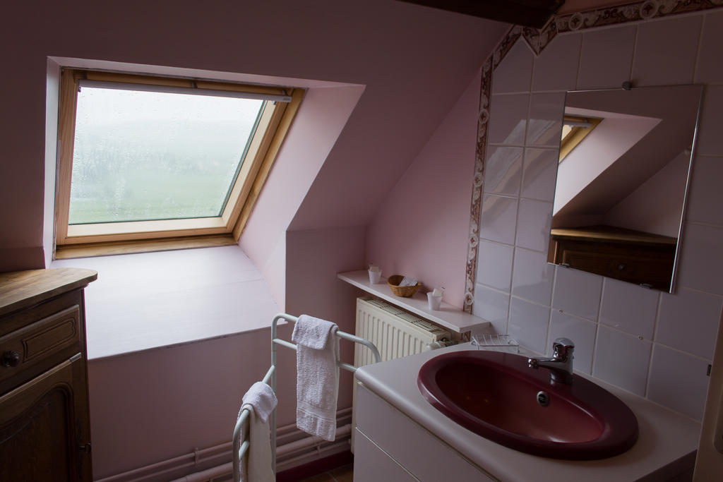 Chambres D'Hotes Sur La Courtine De Coucy Rom bilde